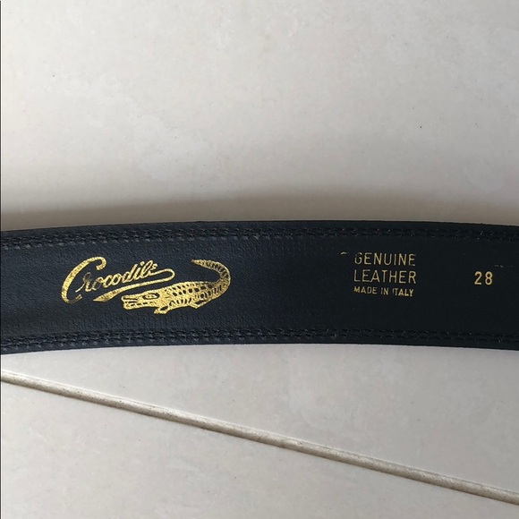 Vintage Red Leather Belt - Picture 3 of 3